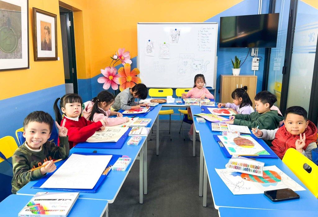 Lớp Sáng Tạo Không Giới Hạn